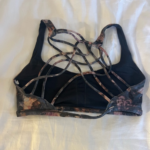 lululemon free to be wild bra - Picture 3 of 3
